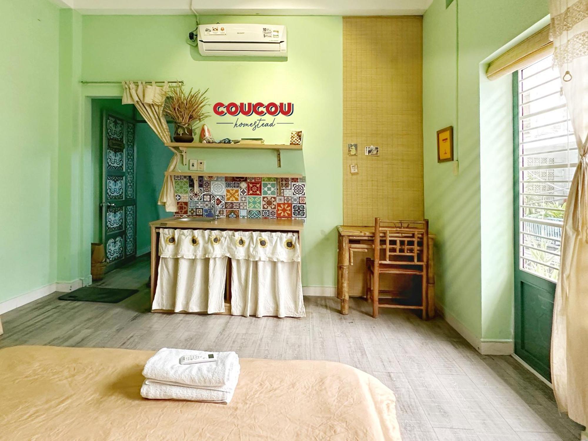 Coucou Homestead - Homestay & Dorm District 1 Хошимин Екстериор снимка